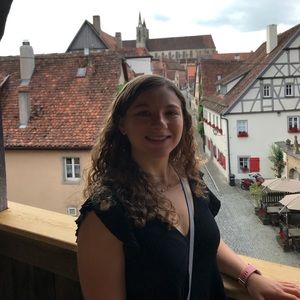 Meet your Posher, Lindsey